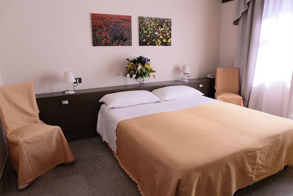 Park Hotel San Michele 마르티나프란카 외부 사진