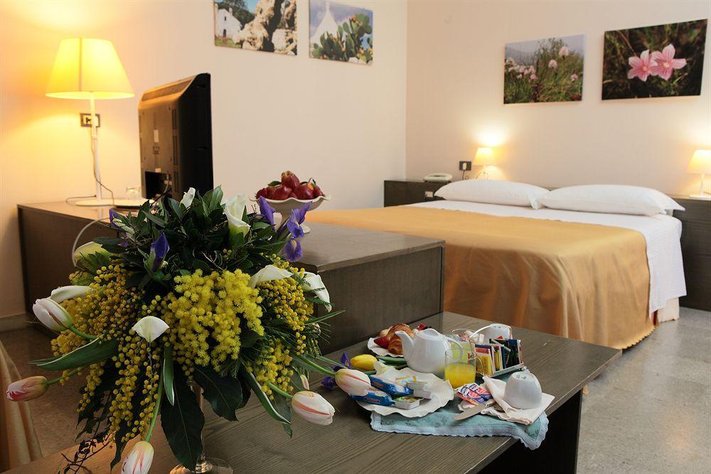 Park Hotel San Michele 마르티나프란카 외부 사진