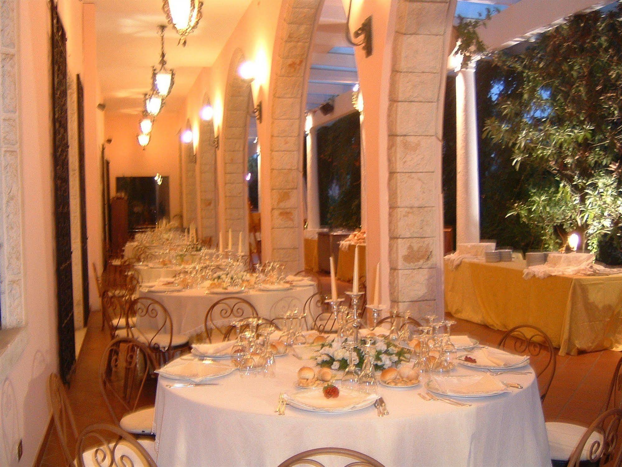 Park Hotel San Michele 마르티나프란카 외부 사진