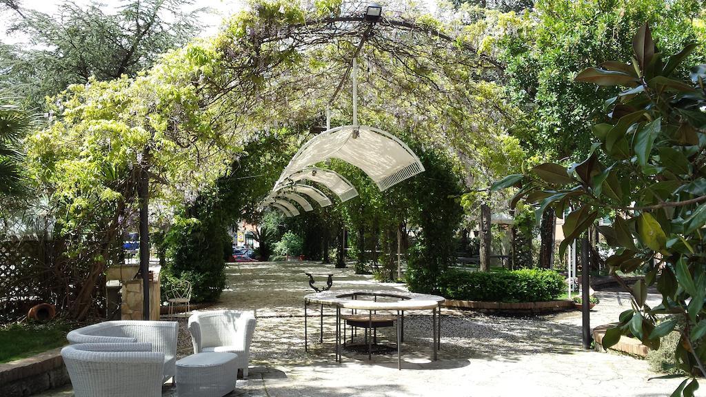 Park Hotel San Michele 마르티나프란카 외부 사진