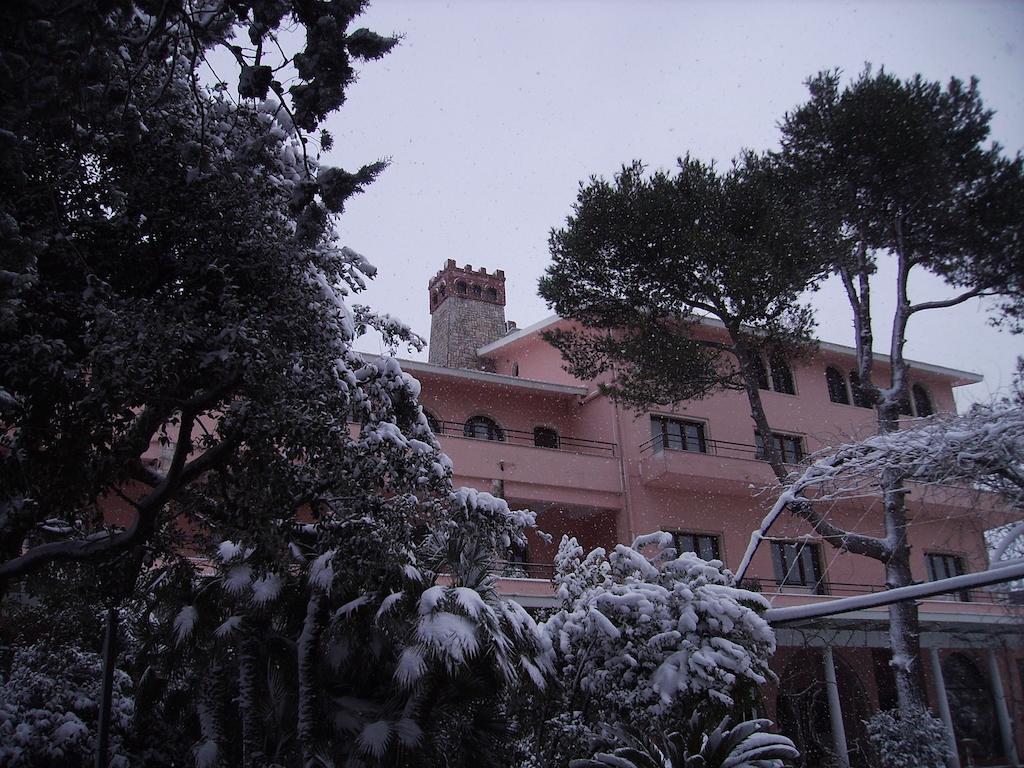 Park Hotel San Michele 마르티나프란카 외부 사진